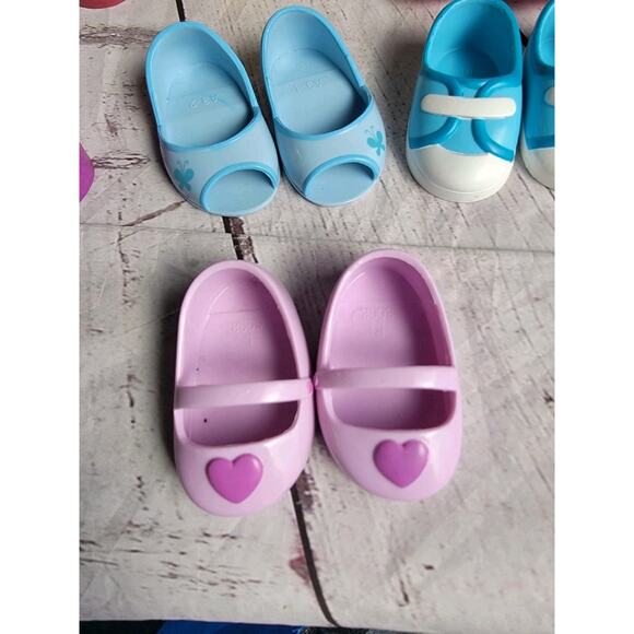 Lot 7 Pairs Shoes For 18in Dolls Battat Sandles Rain Boots Sneakers Flats - Picture 2 of 9